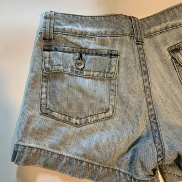 BU Malibu & IT Junior Denim Jean Shorts Size 1/2 - Picture 12 of 14